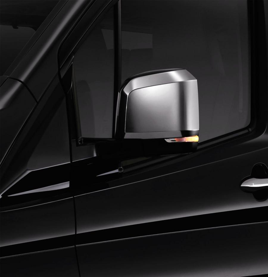 Детали экстерьера Toyota Majesty Grande 2019 года  (TH) (фото 13 из 28)